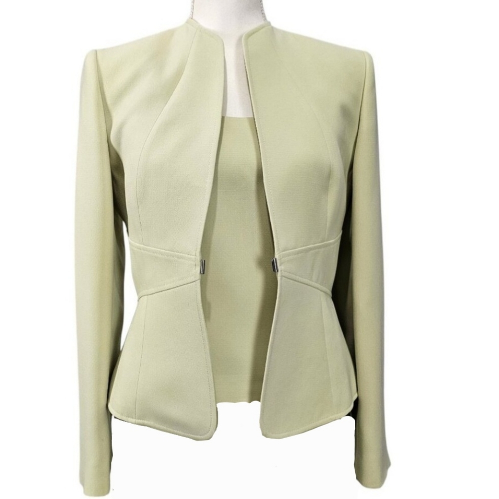 **BLAZER & TOP** TAHARI ASL 2 PIECE SUIT SET - PISTACHIO GREEN
